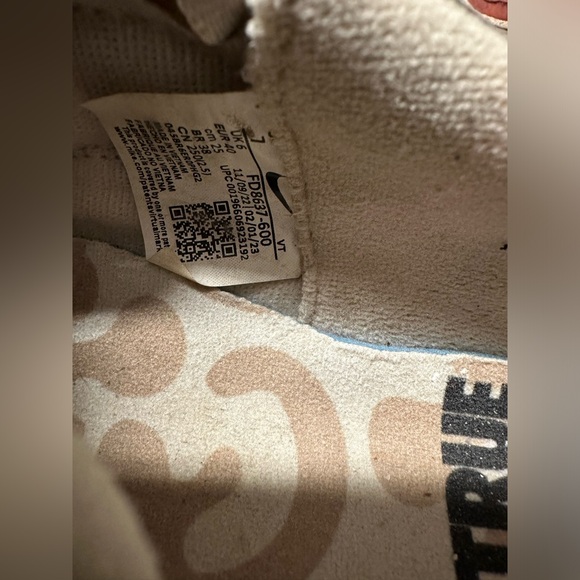 Nike Air Max 97 Be True Shoes - Picture 10 of 11